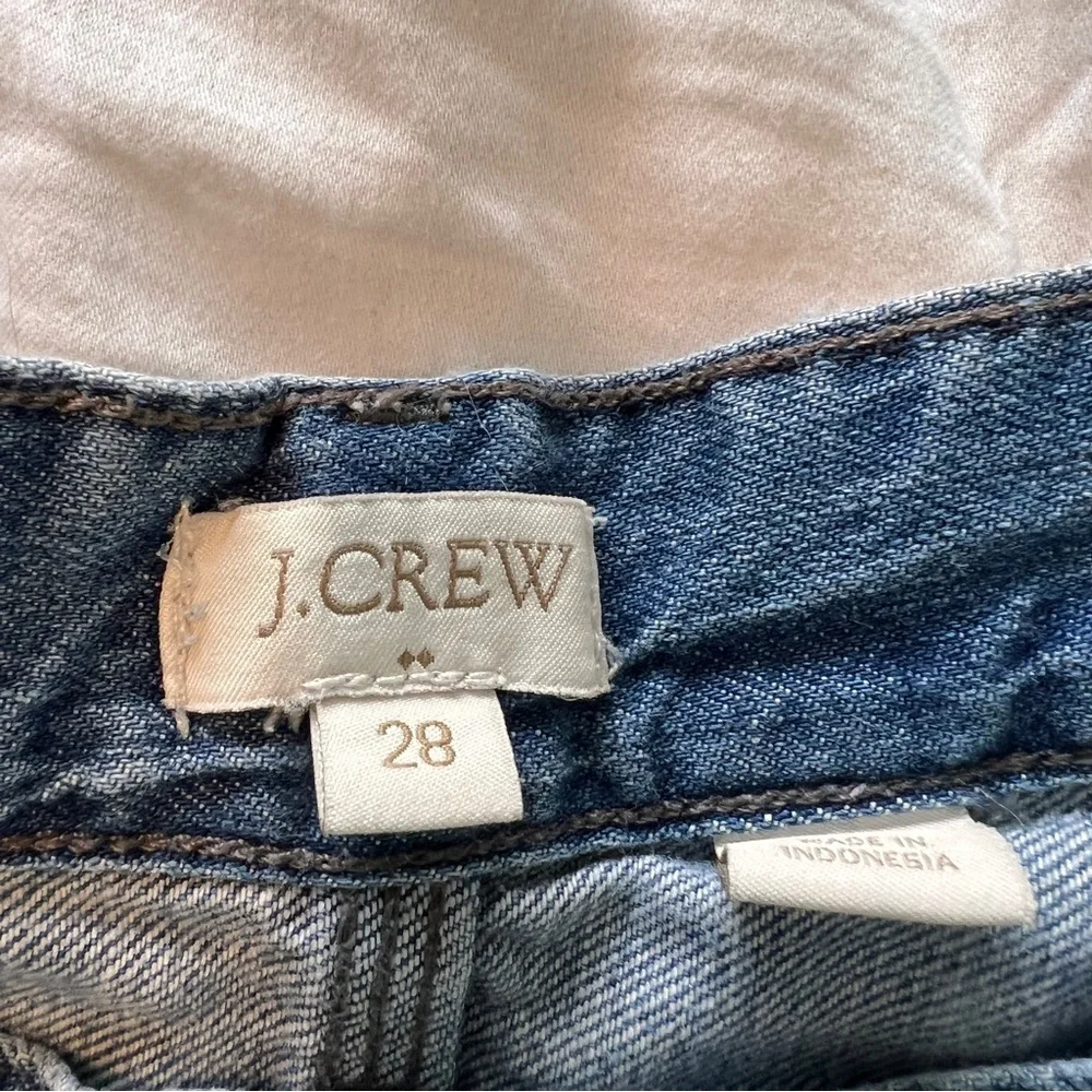 J.Crew Jeans Size 28 Distressed Cropped Straight Blue Cotton